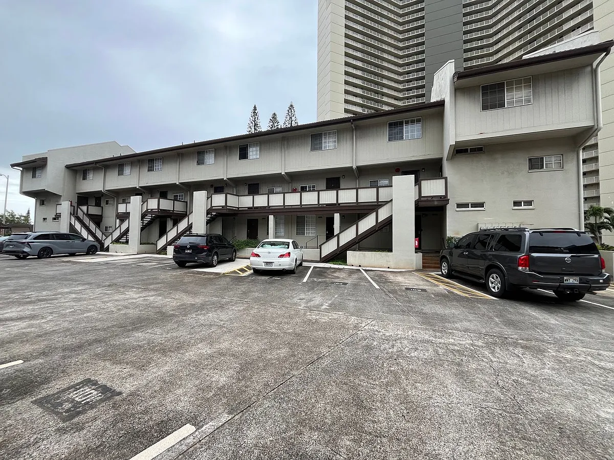 Building Photo - 98-282 Kaonohi St #104