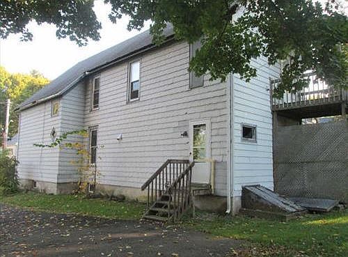 2nd image of 12 Kennedy St
