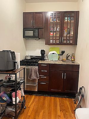 4th image of 1494 2nd Ave APT 4D