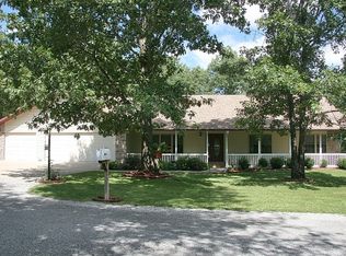341 Whitfield Ln, Hollister, MO 65672