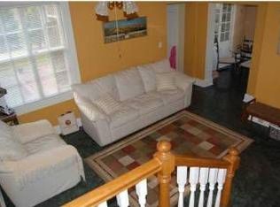 718 Wilson Dam Ave, Sheffield, AL 35660
