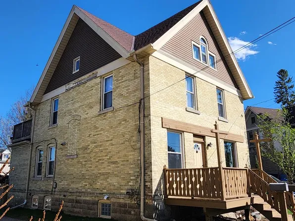 105 North 10th STREET, Watertown, WI 53094