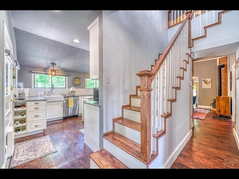 731 Greenwood Ave — Photo 7