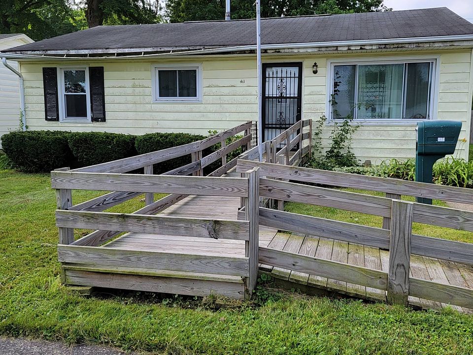 1st image of 411 Dudley St