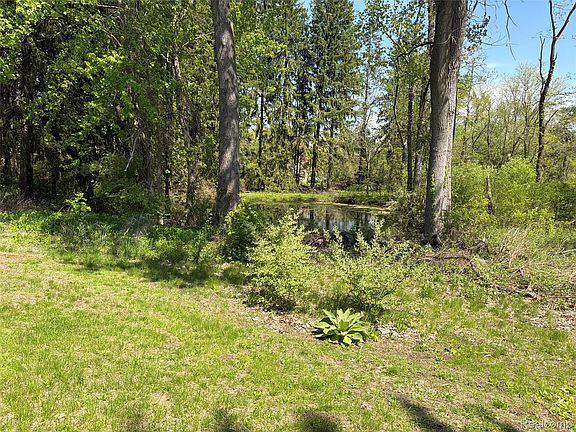 4th image of 6772 Wells Rd