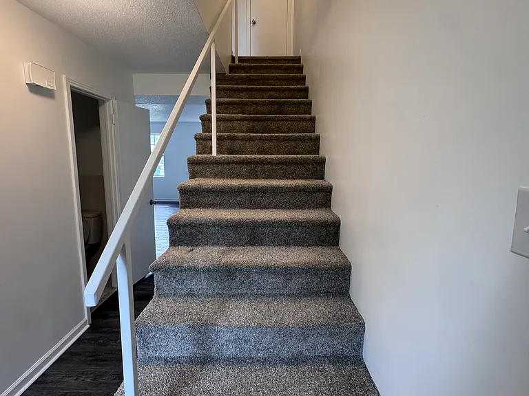 33 Bellmeade Cv #C — Photo 12