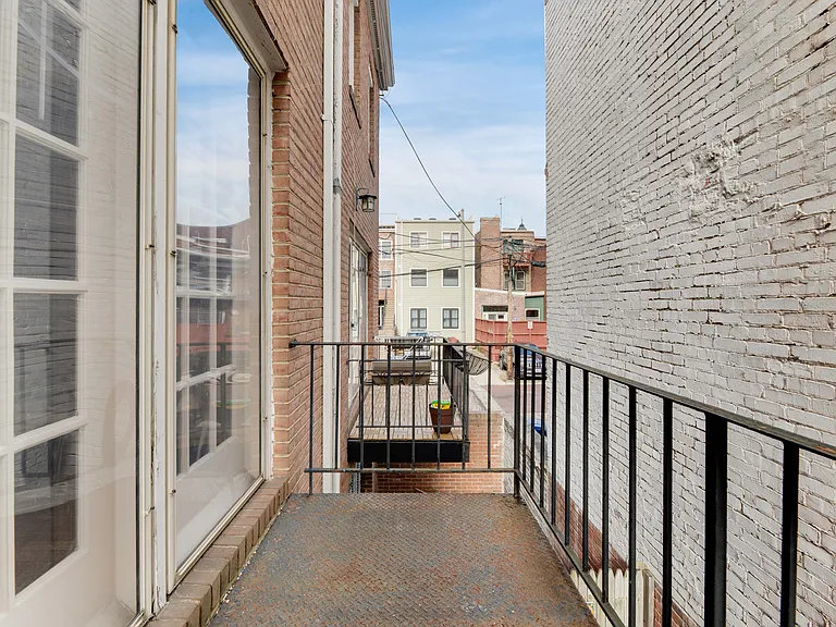 1817 Biltmore St NW #B — Photo 6