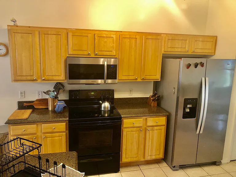 568 Segovia Rd — Photo 11