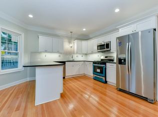 1015 South St APT 1, Roslindale, MA 02131