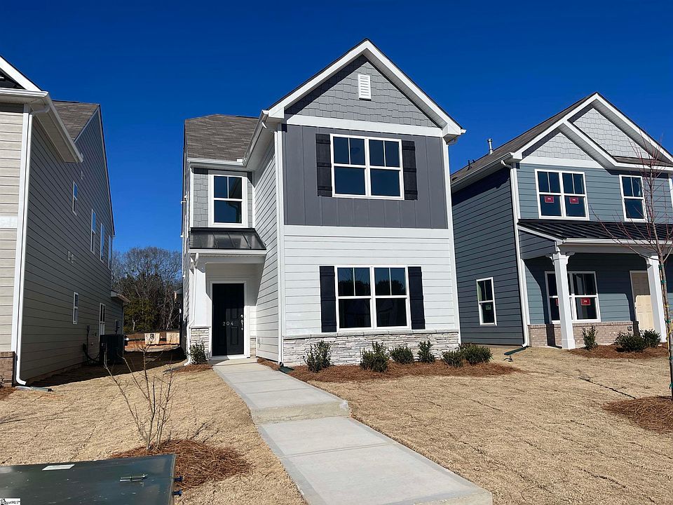 1st image of 204 Greenrich Dr