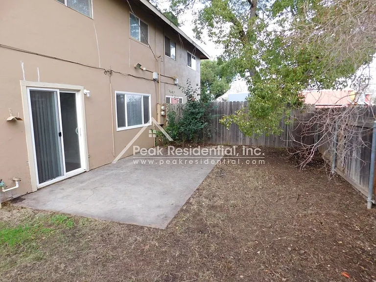 10260 Mills Station Rd — Photo 16