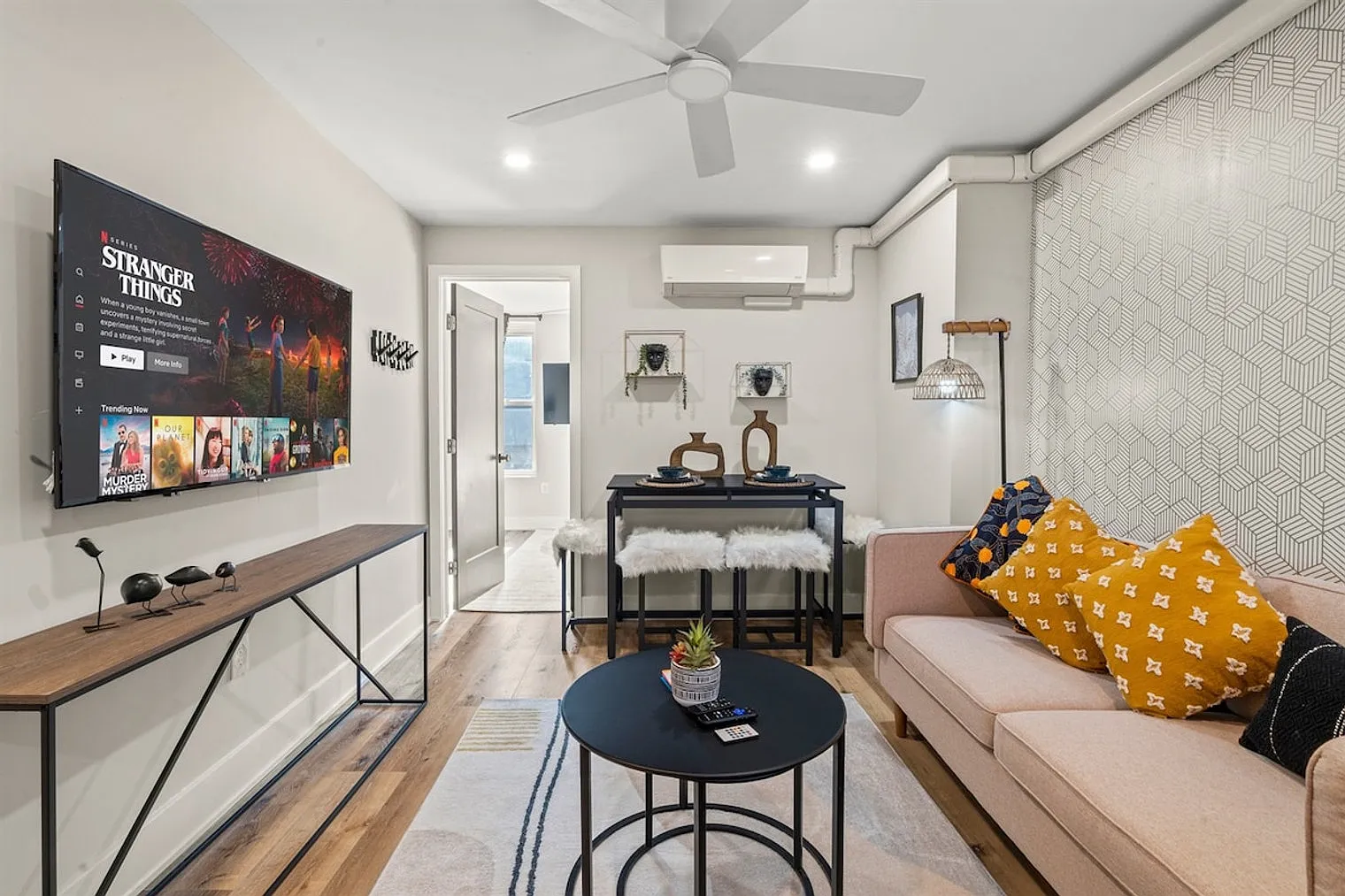 1 bed, 1.0 bath, $4,269 — Photo 1