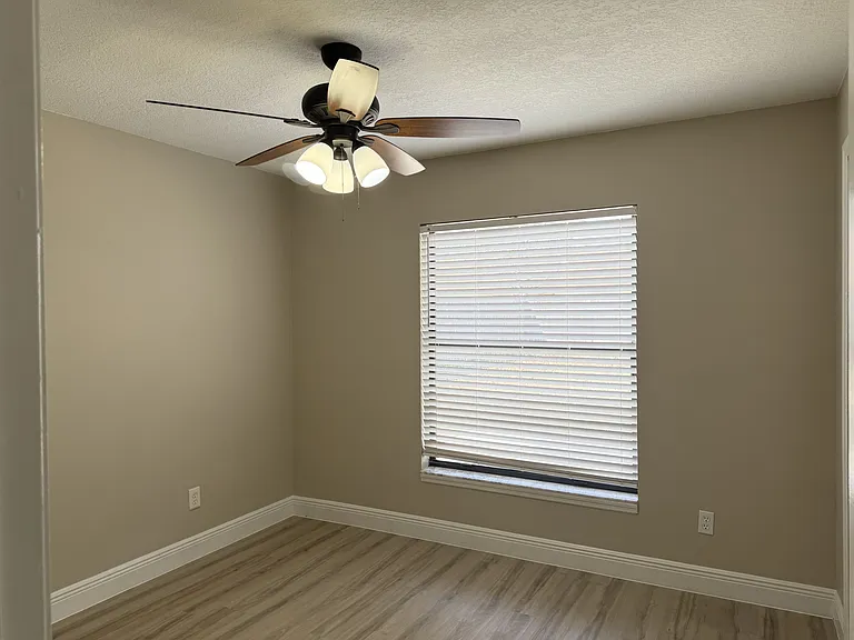 1545 Wyman Cir #A — Photo 7