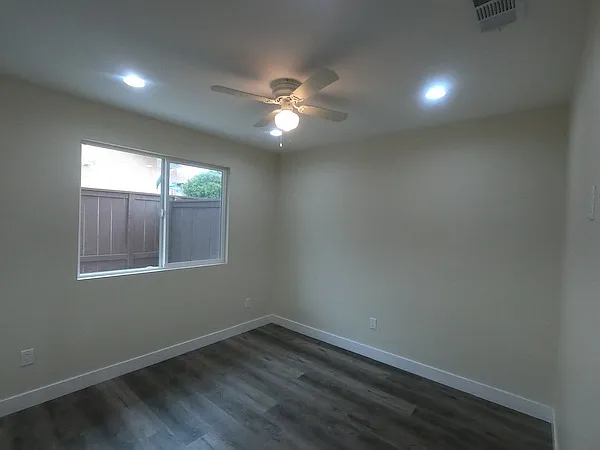 262 E Park Ave #A — Photo 15