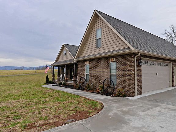 5th image of 313 Sawyers Ct