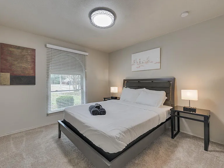 2116 Newcastle Cir — Photo 31