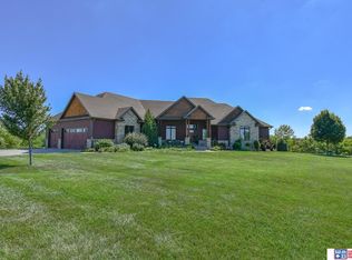 460 Darby Ln, Syracuse, NE 68446