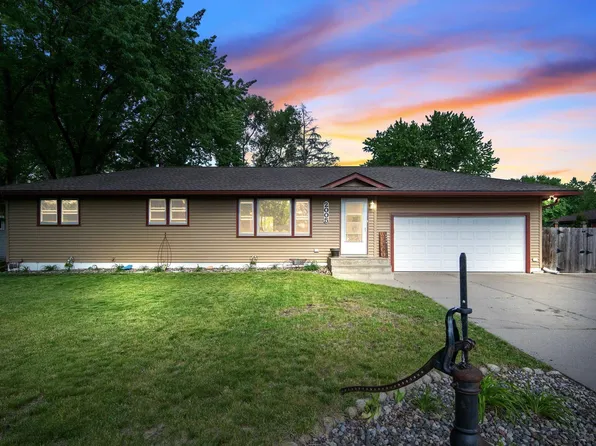 2005 Walnut St, Hastings, MN 55033