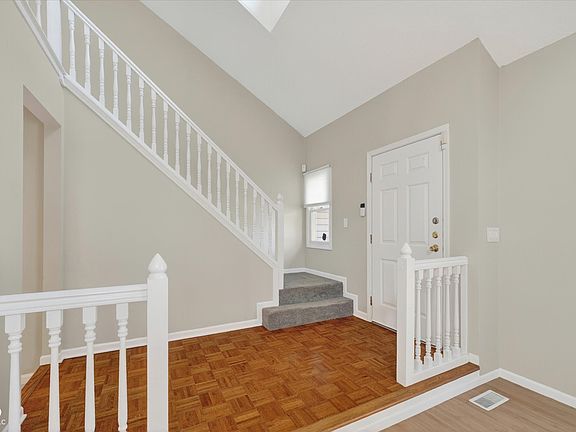 3rd image of 1135 Clairborne Ct