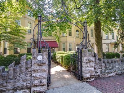 417 Prospect St APT D, Alton, IL, 62002