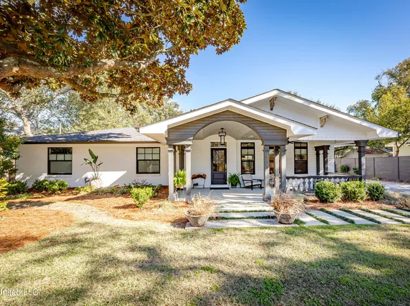 314 Hillandale Ave, Ocean Springs, MS 39564