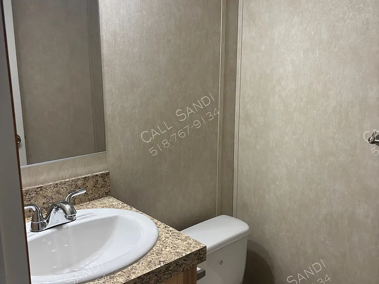 2 Fernwood Dr — Photo 4