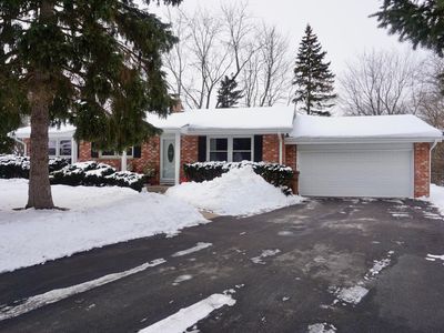 6143 N Willow Glen Ln, Glendale, WI, 53209