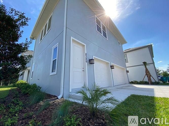 Private entrance from street. Detached building