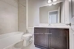 129 Ontario St #UPPER — Photo 13