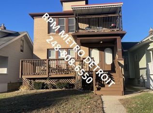 367 E Breckenridge St, Ferndale, MI 48220