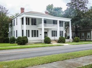 210 S Smith St, Sandersville, GA 31082
