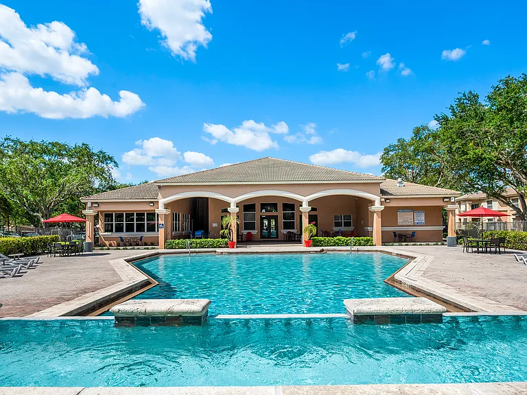 Pembroke Pines Landings Apartments — Photo 49