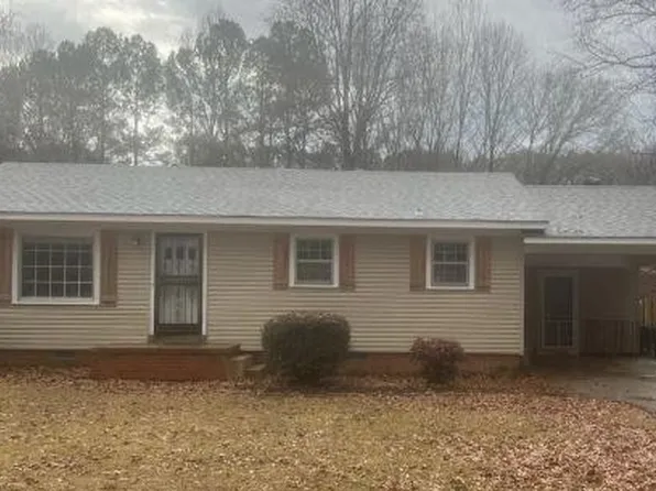 82 Fitzgerald Rd, Jackson, TN 38301