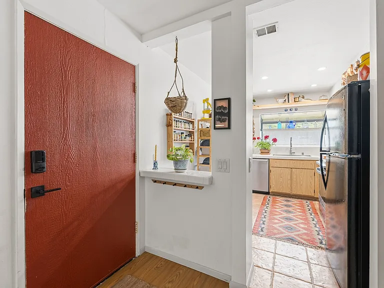 771 Seneca St #54 — Photo 4