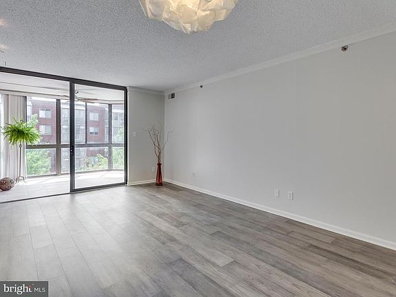 2nd image of 1024 N Utah St APT 621