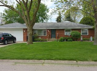 2219 N Huron Dr, Janesville, WI 53545