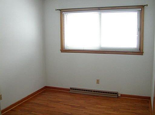4th image of 422 S Walnut St