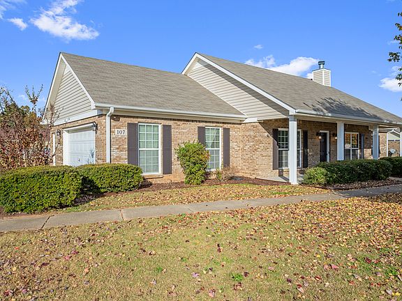 2nd image of 107 Creekwood Dr