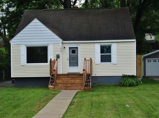1901 Inglewood Pl, South Bend, IN 46616