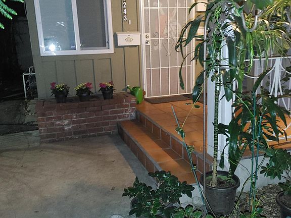 3rd image of 5239 Bellingham Ave