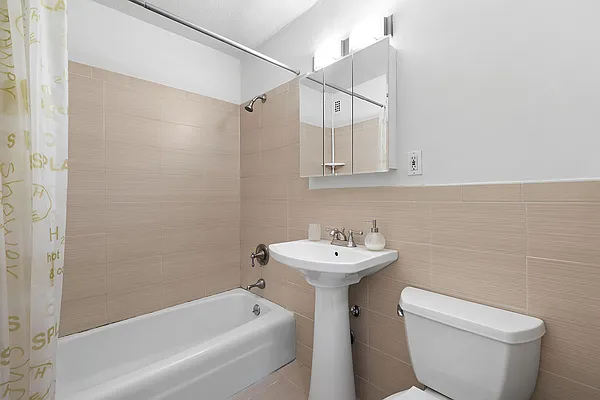 Rented by Compass | media 4