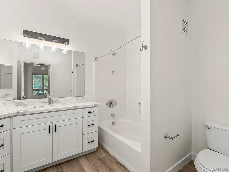 1465 C St #3304 — Photo 21