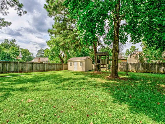 4th image of 2834 Lanthorn Dr