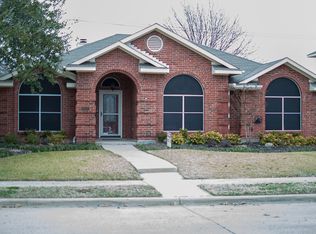 9301 Barton Creek Dr, Rowlett, TX 75089
