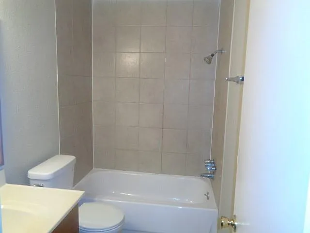 14022 Greenway Dr — Photo 14