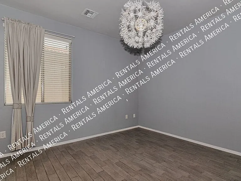 89 E Brearley Dr — Photo 15