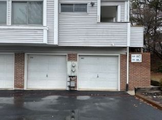 206 Michelle Ct, Newark, DE 19711