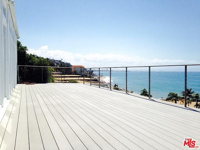 1st image of 18125 Coastline Dr #2