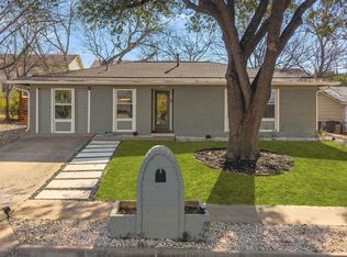 827 Sussex Dr, Austin, TX 78745