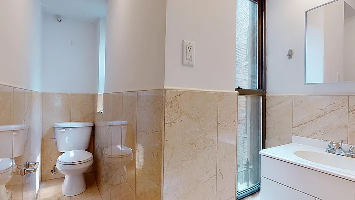 Rented by Bond New York | media 16